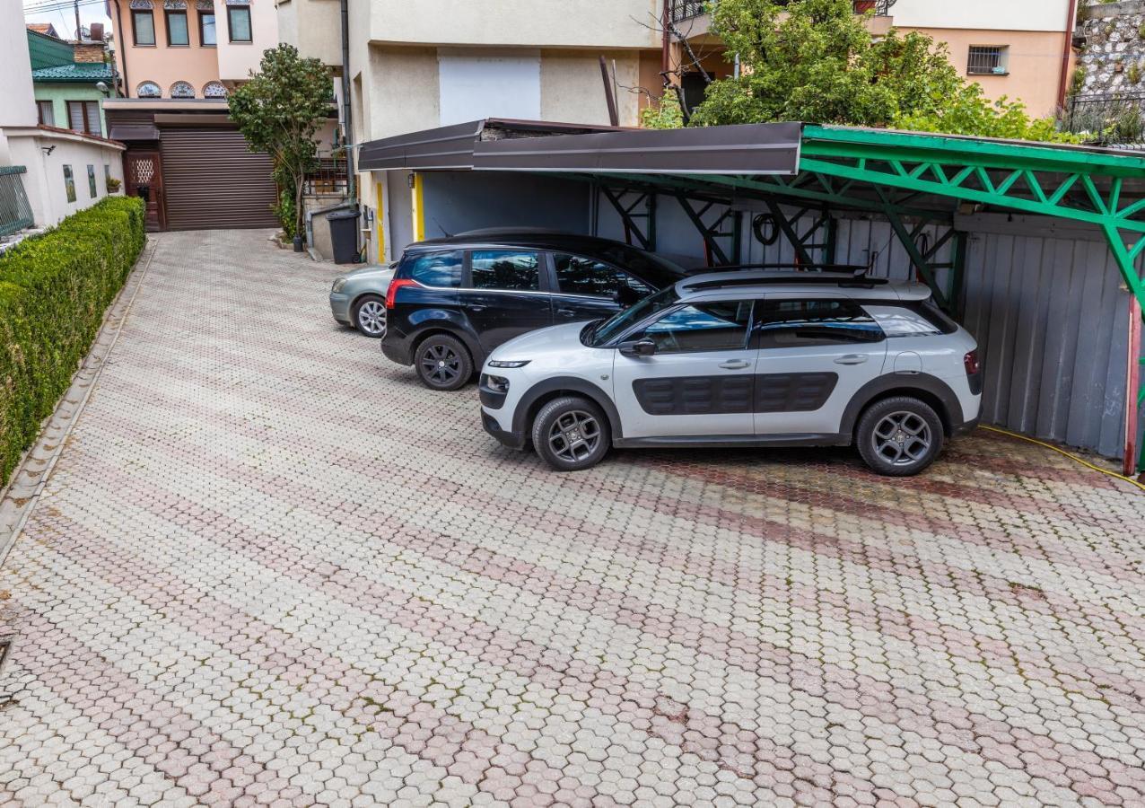 Avlija Garden Gem Apartment Сараево Екстериор снимка