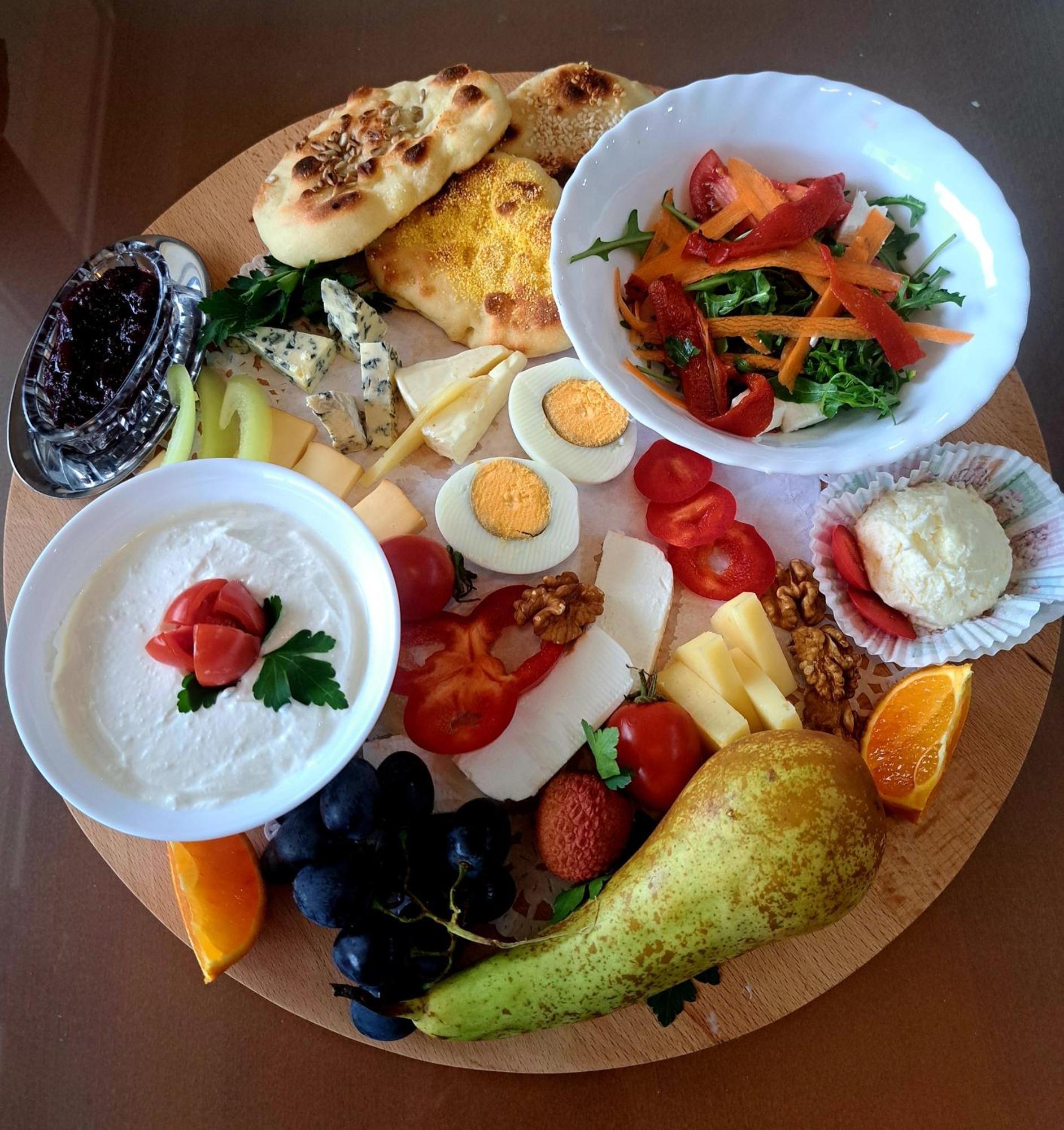 Avlija Garden Gem Apartment Сараево Екстериор снимка