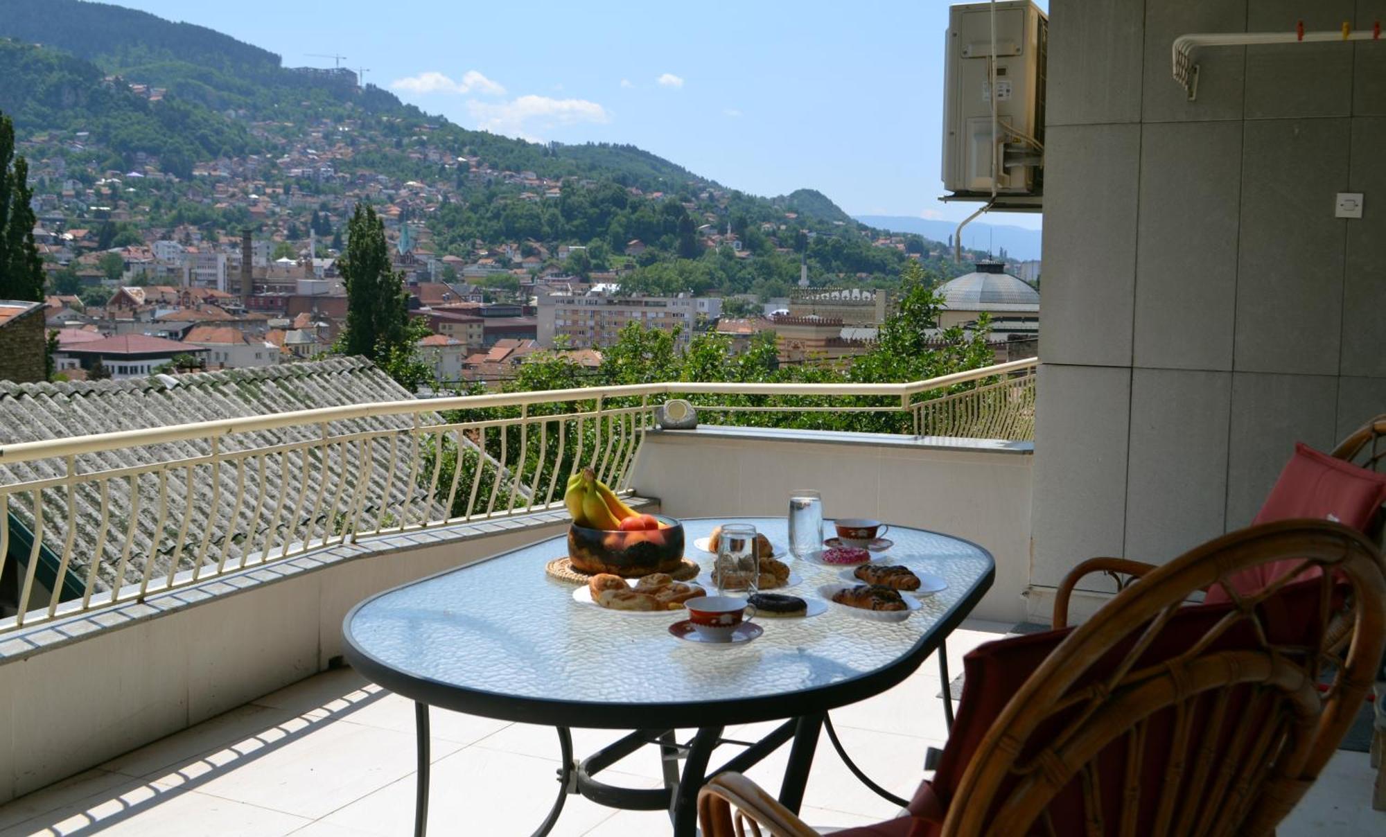 Avlija Garden Gem Apartment Сараево Екстериор снимка