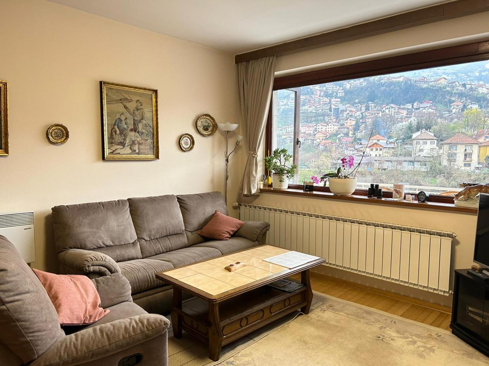Avlija Garden Gem Apartment Сараево Екстериор снимка