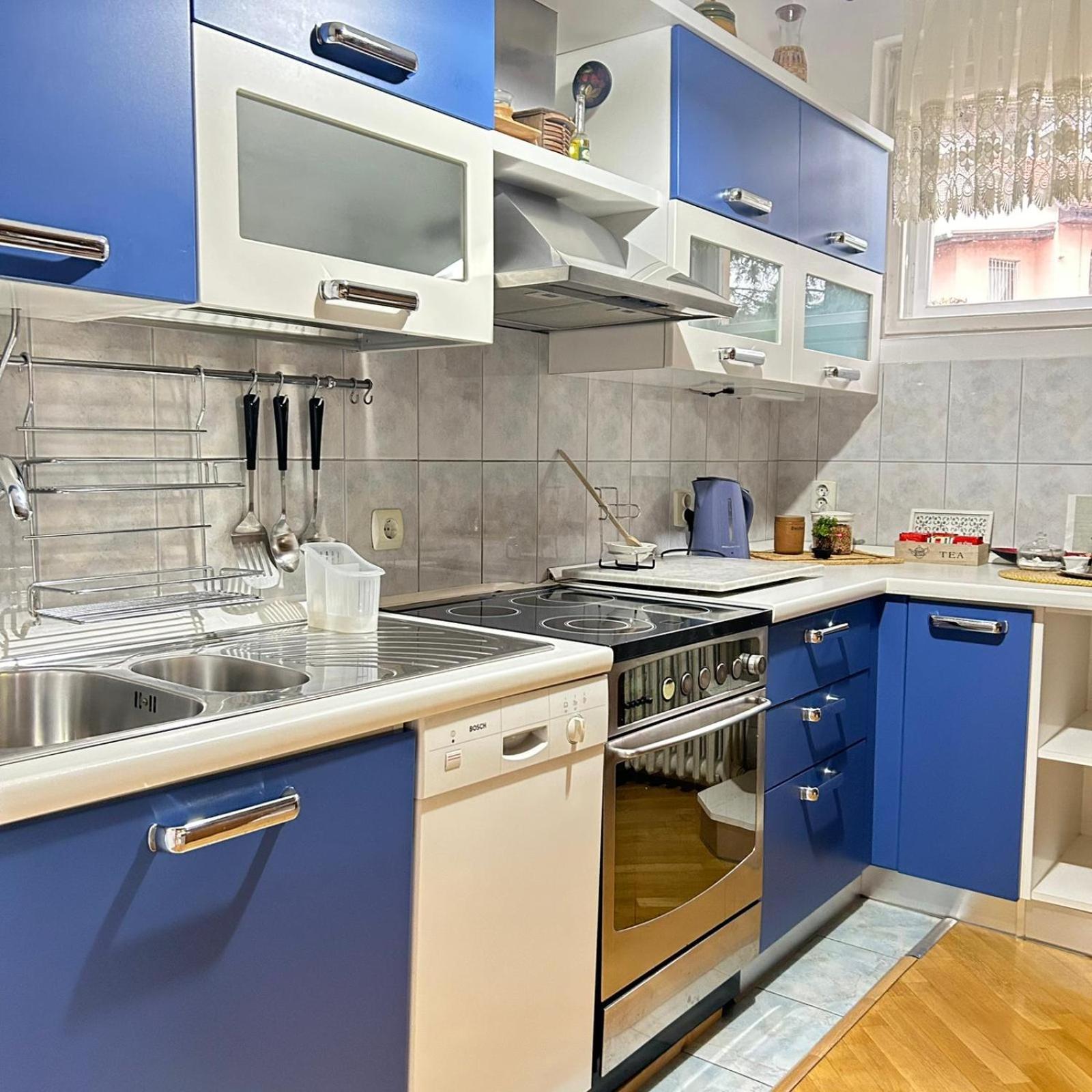 Avlija Garden Gem Apartment Сараево Екстериор снимка